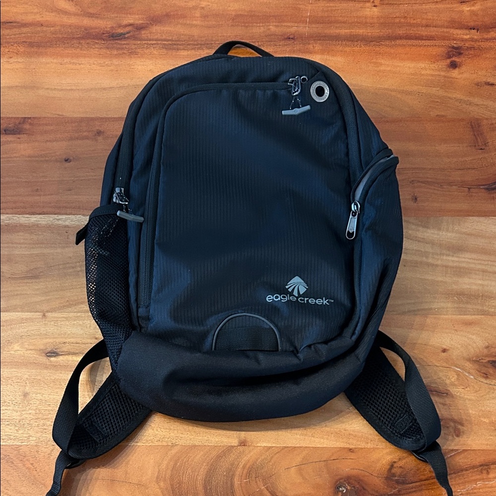 Eagle Creek Like New Travel Bug Mini Black Backpack